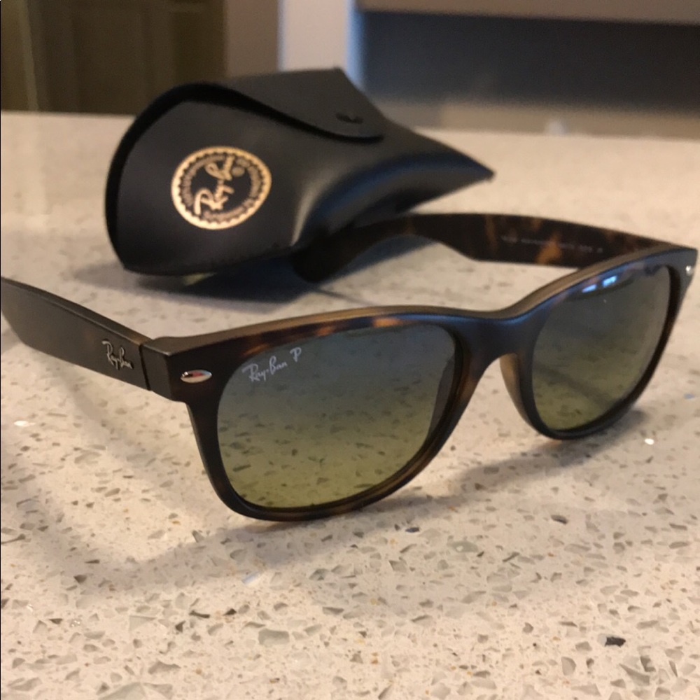 Ray-Ban new Wayfarer